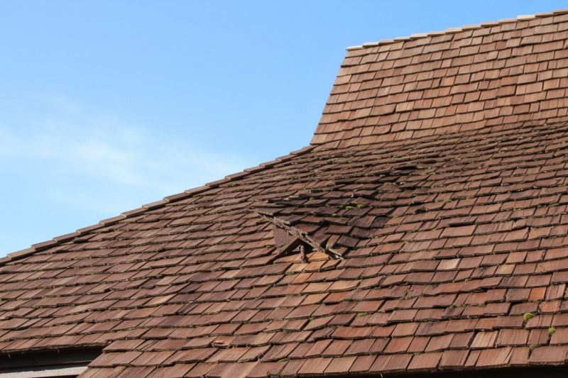 Wood Shake Roof Replacement in Hubbard, OH